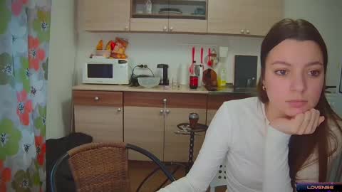 Julia and Mira online show from 28, 1, 2025