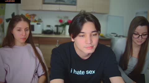 Julia and Mira online show from 7, 2, 2025