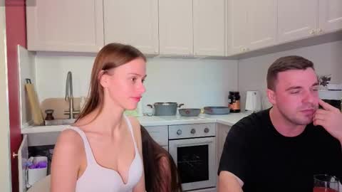 Julia and Mira online show from 8, 10, 2025