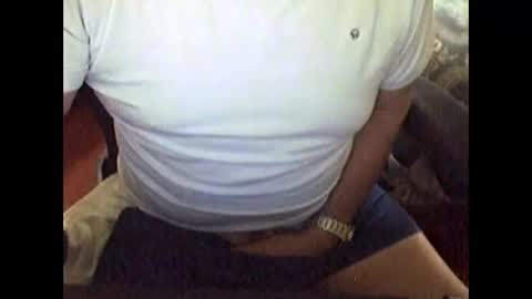 Snapshot of ikissuuuu chatting on 13, 10, 2025 ikissuuuu online show from 13, 10, 2025