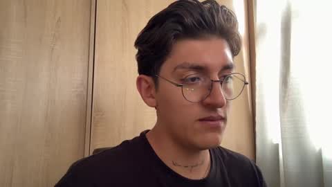 Snapshot of ikyan_nc chatting on 22, 9, 2025 ikyan_nc online show from 22, 9, 2025