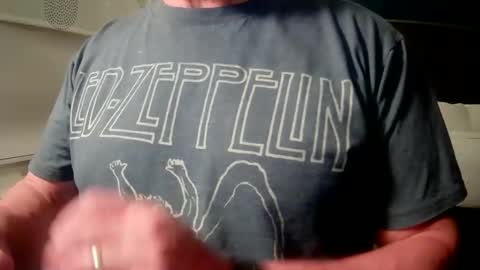 il_undercover online show from 25, 2, 2026