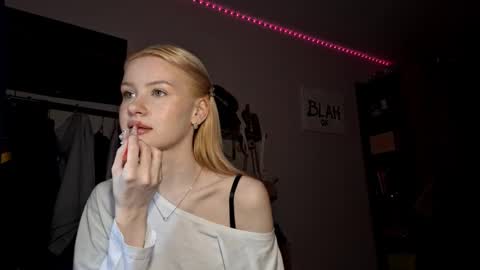 ShyLuna online show from 1, 2, 2026