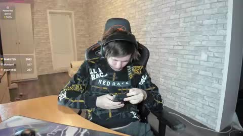 iliaskris online show from 7, 3, 2025