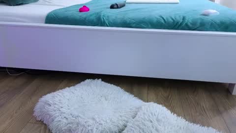 Emma online show from 25, 9, 2025