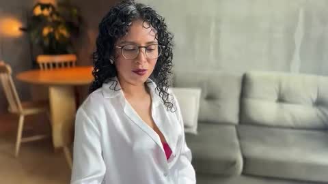 Kloe online show from 11, 9, 2025