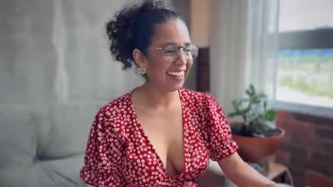 Kloe online show from 9, 10, 2025