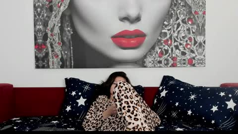 Snapshot of illegalbeauty87 chatting on 1, 6, 2026 Ingrid or more easier...Miss GoDDess Mistress online show from 1, 6, 2026