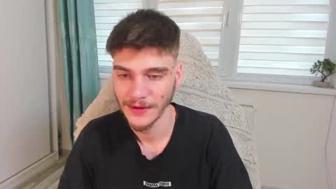 Snapshot of illusions888 chatting on 7, 3, 2025 D-Illusion online show from 7, 3, 2025