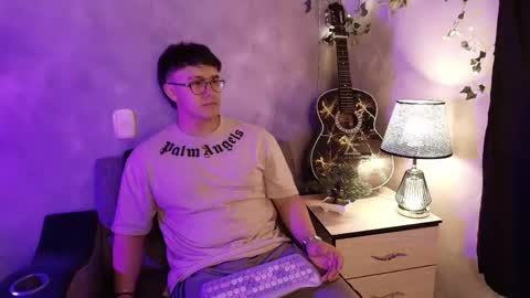 Snapshot of im__noah chatting on 5, 4, 2026 im__noah online show from 5, 4, 2026