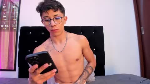 Snapshot of im__thomas chatting on 11, 12, 2024 IM  THOMAS online show from 11, 12, 2024