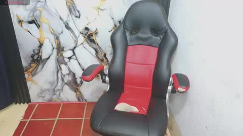 im_david01 online show from 6, 1, 2026