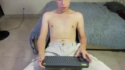 IM EMILIANOLUX online show from 21, 10, 2025