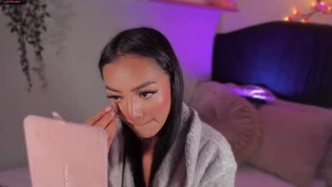 Isa online show from 5, 12, 2025