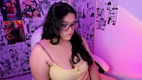 mei mei uwu online show from 11, 4, 2026