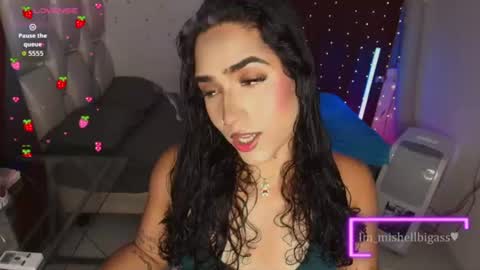 Snapshot of im_miabigass chatting on 11, 7, 2026 Mishell Martinez INSTAGRAM im mishellbigass online show from 11, 7, 2026