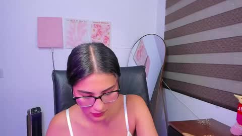 Snapshot of im_miia chatting on 16, 5, 2026 Mia online show from 16, 5, 2026