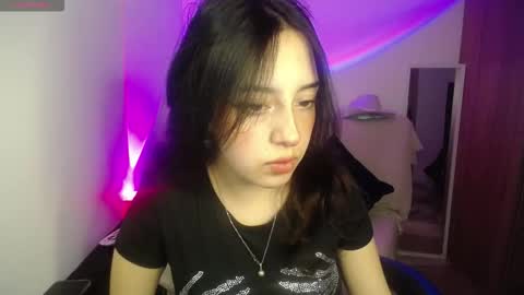 Snapshot of im_misssilver chatting on 16, 10, 2025 im_misssilver online show from 16, 10, 2025