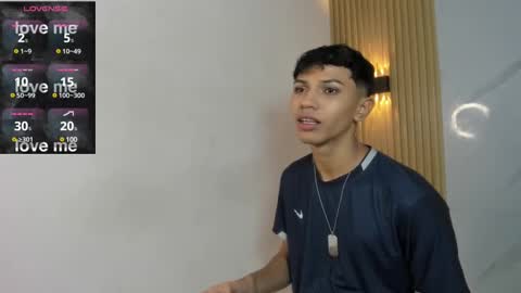 im_sebaslopez online show from 9, 3, 2025