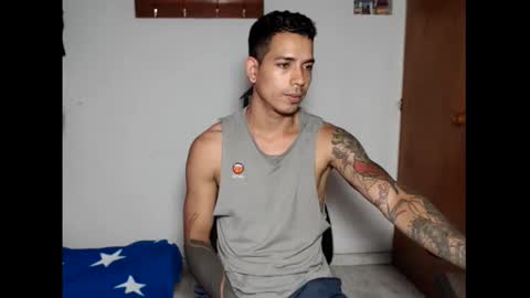 Snapshot of im_taylor24 chatting on 16, 11, 2025 im_taylor24 online show from 16, 11, 2025