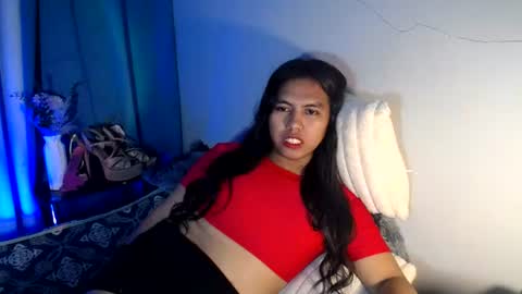 Snapshot of im_ur_girl_demure chatting on 9, 7, 2026 kyline online show from 9, 7, 2026