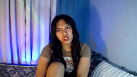 Snapshot of im_ur_girl_demure chatting on 12, 7, 2026 kyline online show from 12, 7, 2026