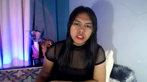 Snapshot of im_ur_girl_demure chatting on 13, 7, 2026 kyline online show from 13, 7, 2026