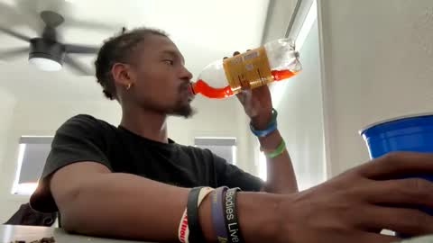 imchokingchicken online show from 24, 9, 2025