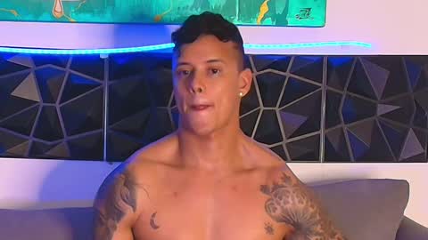 Snapshot of imconor chatting on 11, 2, 2025 imconor online show from 11, 2, 2025