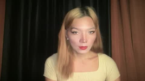 Mika online show from 12, 4, 2026