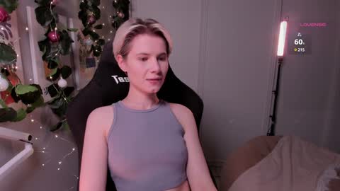 Mia online show from 8, 1, 2025