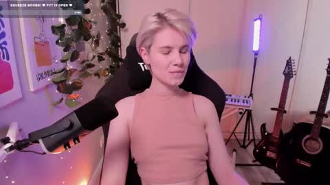 Mia online show from 23, 2, 2025