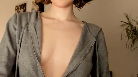 my name Imo  Fansly  online show from 11, 3, 2026