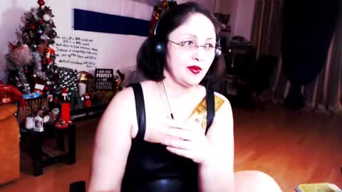 Empress online show from 6, 2, 2025