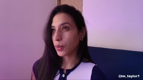 Snapshot of imtaylor__ chatting on 22, 7, 2026 TAYLOR online show from 22, 7, 2026