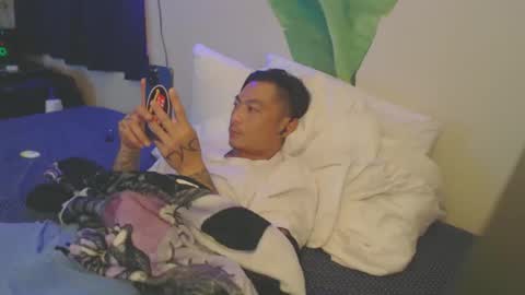 Snapshot of imtooolegit chatting on 24, 10, 2025 pYDeYLoC online show from 24, 10, 2025