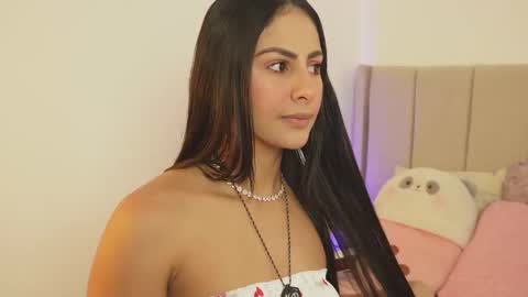 imvickyrachell_ online show from 23, 11, 2025