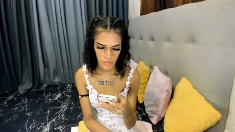 Snapshot of imyour_dreamasian4uxxx chatting on 8, 4, 2026 imyour_dreamasian4uxxx online show from 8, 4, 2026