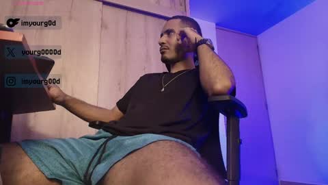Snapshot of imyourg0d chatting on 9, 5, 2026 Daniel thumb up me please its important Im new INDEPENDENT MODEL online show from 9, 5, 2026