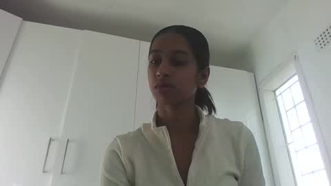 Snapshot of indanbella19 chatting on 8, 5, 2026 indanbella19 online show from 8, 5, 2026
