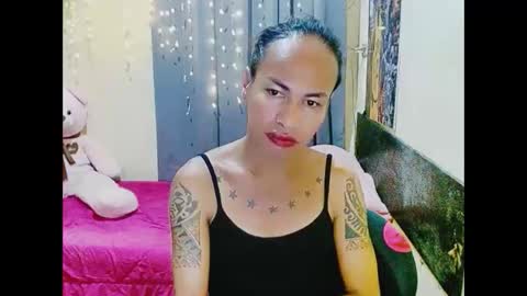 Snapshot of indaypakay_ts chatting on 23, 10, 2025 Pakay online show from 23, 10, 2025