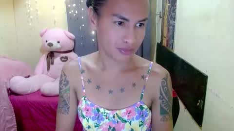 Snapshot of indaypakay_ts chatting on 6, 11, 2025 Pakay online show from 6, 11, 2025