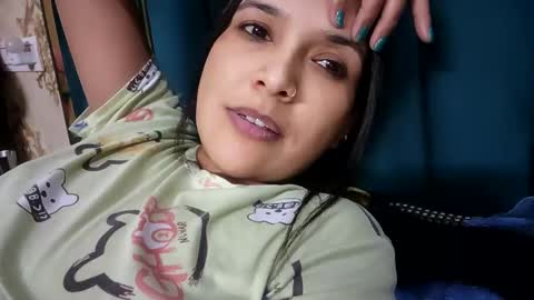 Snapshot of indian_meenakshi_69 chatting on 14, 5, 2026 priya online show from 14, 5, 2026