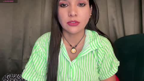 Snapshot of indian_meenakshi_69 chatting on 27, 5, 2026 priya online show from 27, 5, 2026