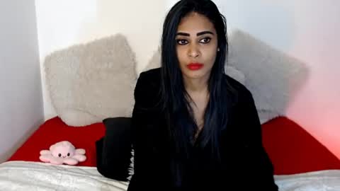 Jazmin online show from 14, 6, 2026