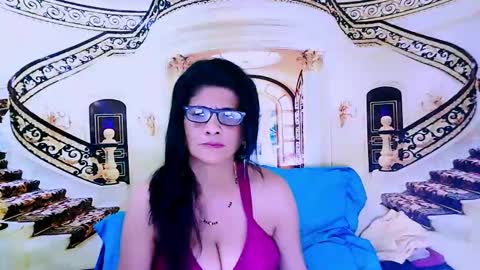 Femiez online show from 2, 1, 2025