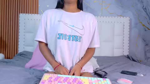 Snapshot of indiancutiie chatting on 8, 1, 2026 LITTLE AINHOA online show from 8, 1, 2026