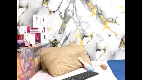 Snapshot of indiandesire4u69 chatting on 8, 5, 2026 Lia online show from 8, 5, 2026