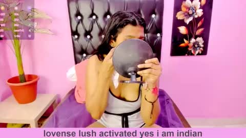 PARADISEQUEEN online show from 21, 11, 2025