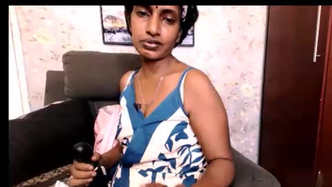 indianhoneyx online show from 4, 3, 2026